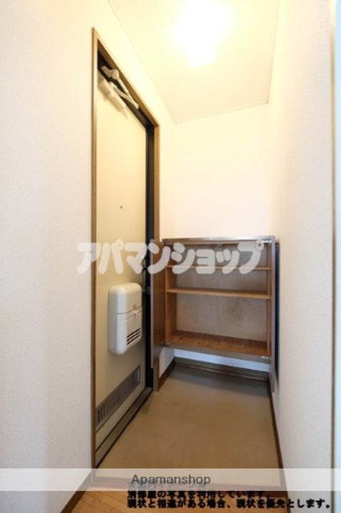 ベルフォーレA棟の玄関