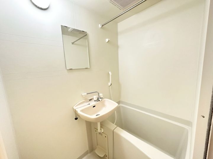 レオパレスグランド オープリーの風呂