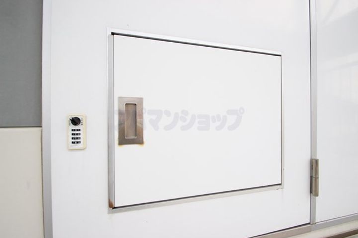 レオパレスエムロードの内装