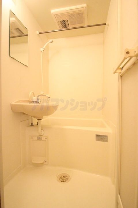 レオパレスエムロードの風呂