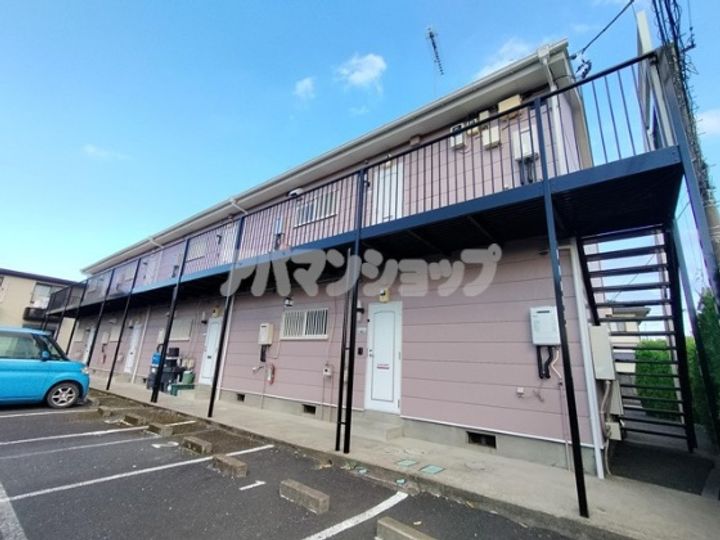 田中ハイツG棟の外観