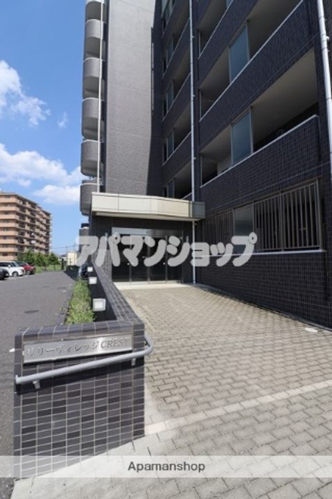 リリーヴィレッジCRESTの外観