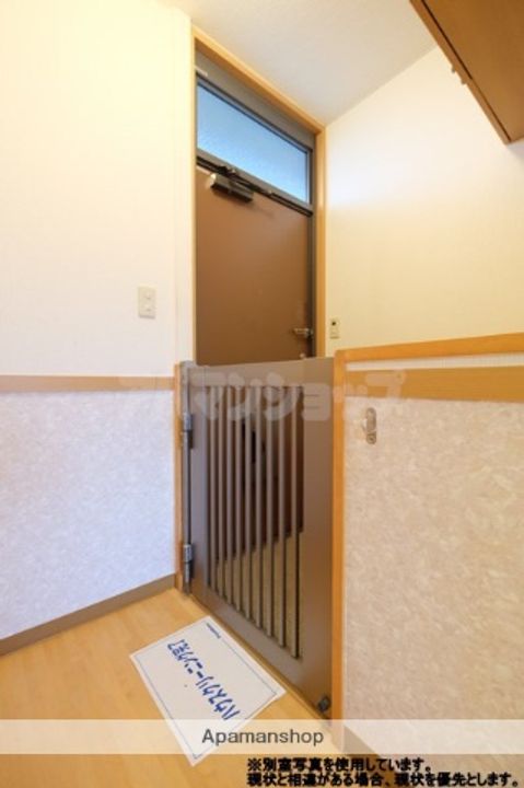 コンフォート毛呂山の玄関