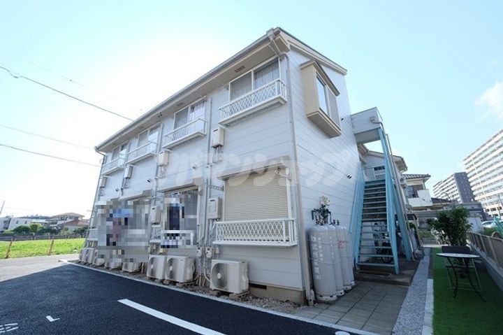 コーポすずらんの外観
