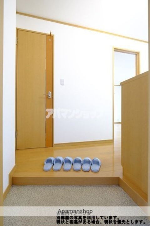 オリビアガーデンヒルズの玄関