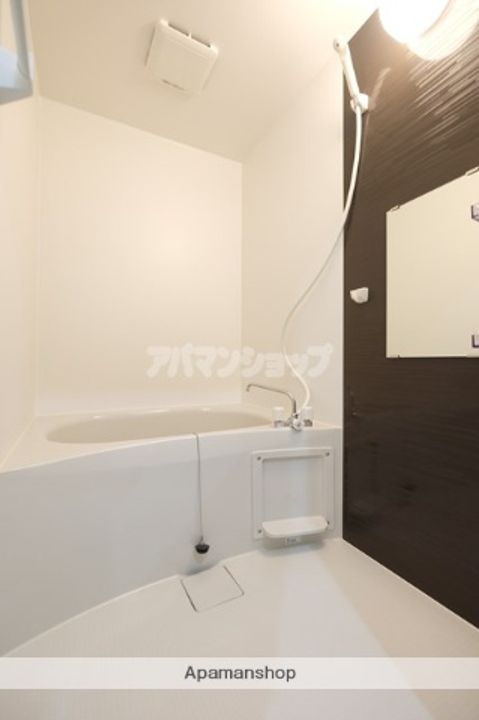 ガーデニアの風呂