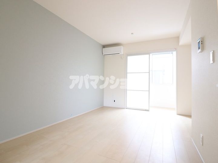 リーブルファイン坂戸末広町の居間
