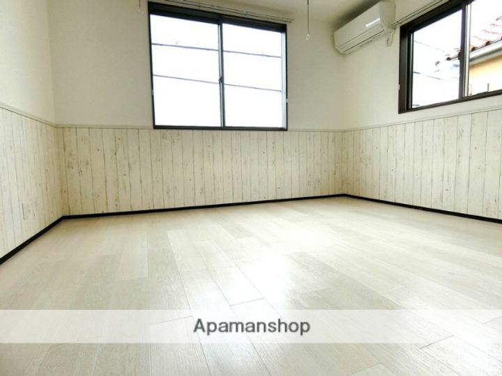 シャイン長瀬の居間