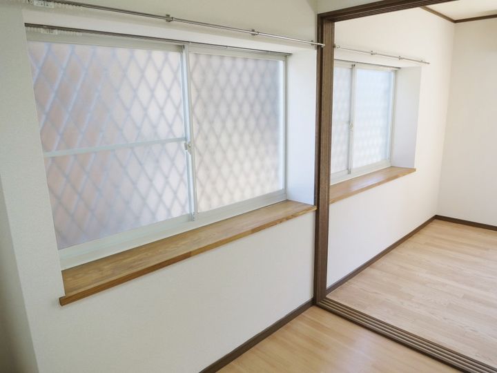 シュロス岸町の内装
