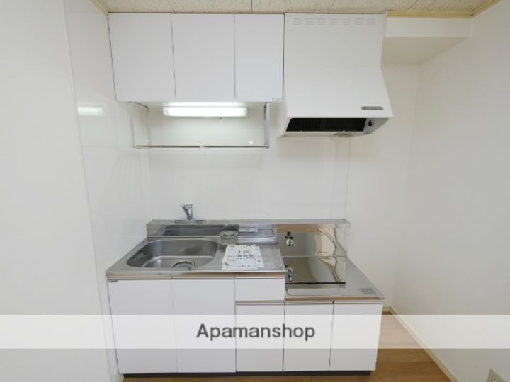 グリーンハイム岡田Cのキッチン