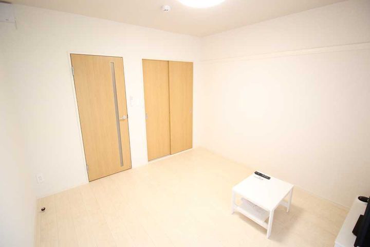 クレイノTAKA ゼータの居間