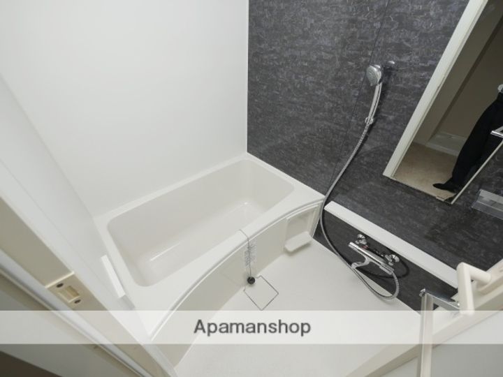 埼玉県所沢市小手指町1丁目の賃貸マンションの風呂