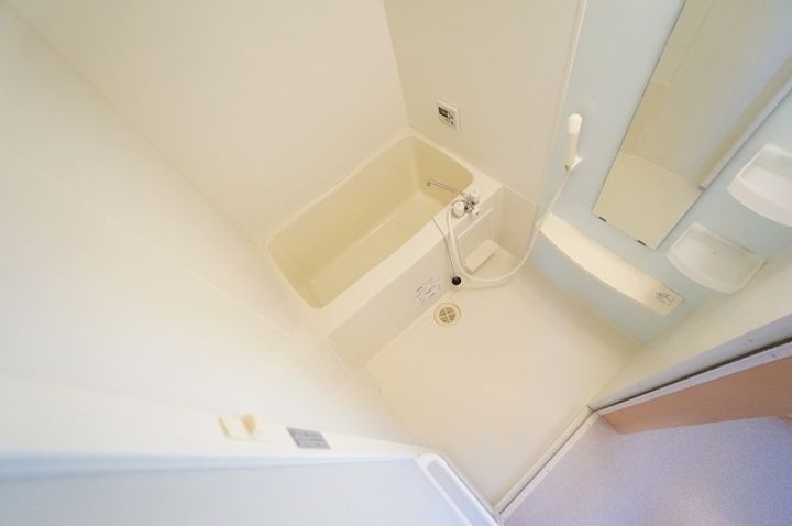 ファミリエ7の風呂