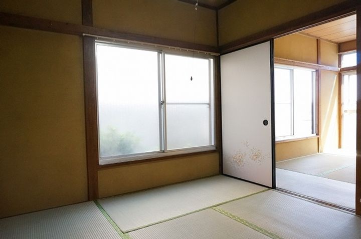 朝霞ホーユー荘201の居間