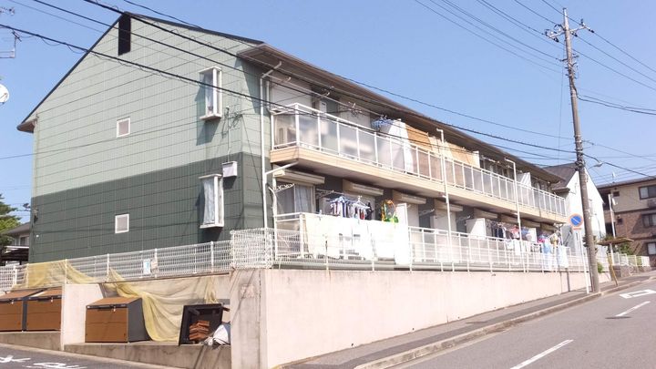 グランドサン 壱弐参伍番館の外観