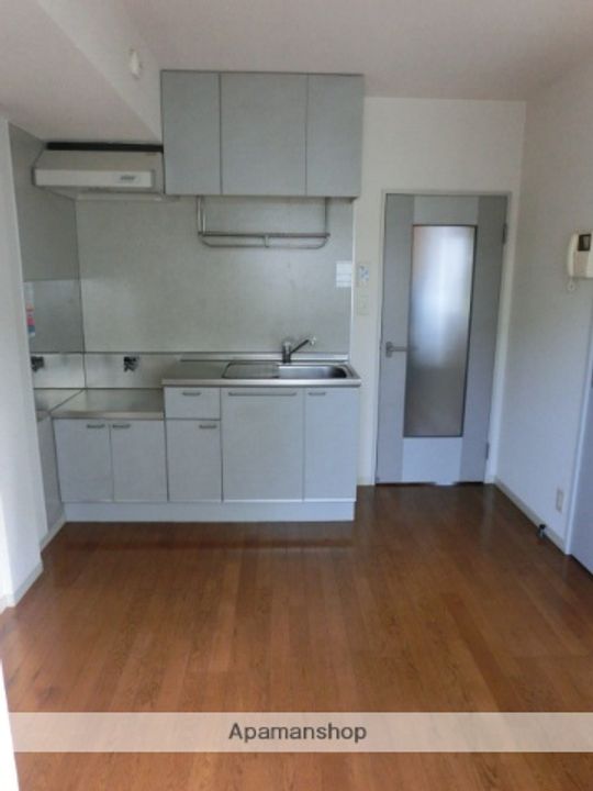 リヴェール矢作202の居間