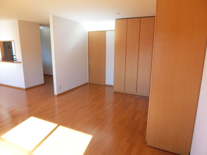 フロイデ若葉の内装