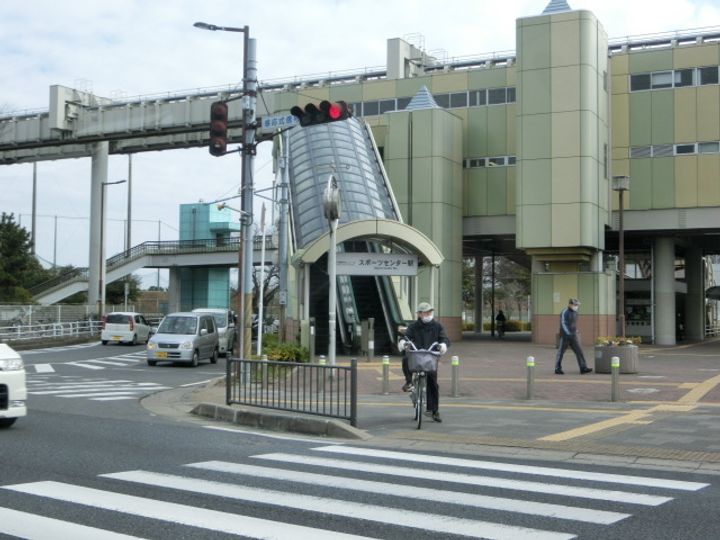 サンライズ・ガーデンの周辺