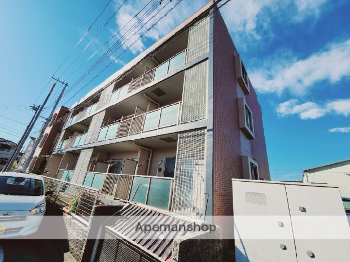 千葉県四街道市美しが丘3丁目の賃貸マンションの外観