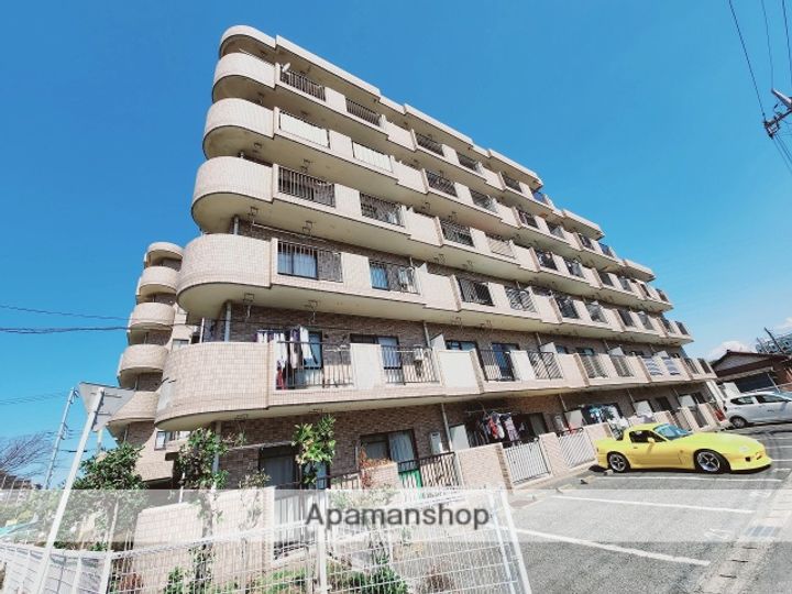 アサヒファミール404の外観