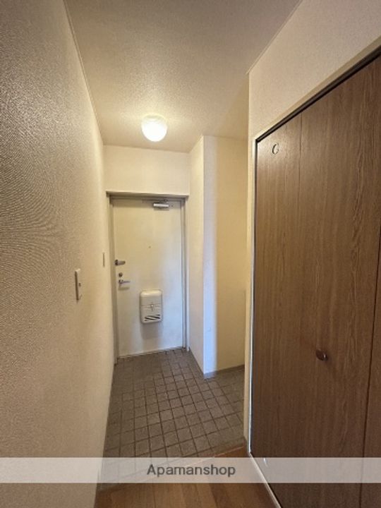 グランドール305の玄関