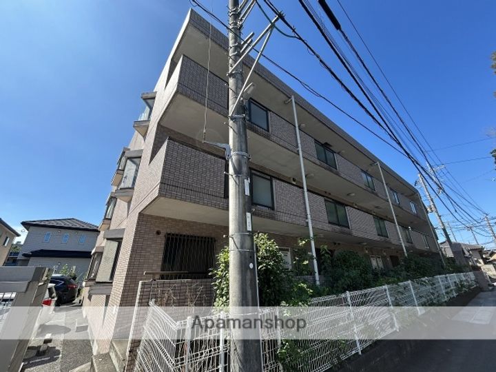 グランドール305の外観