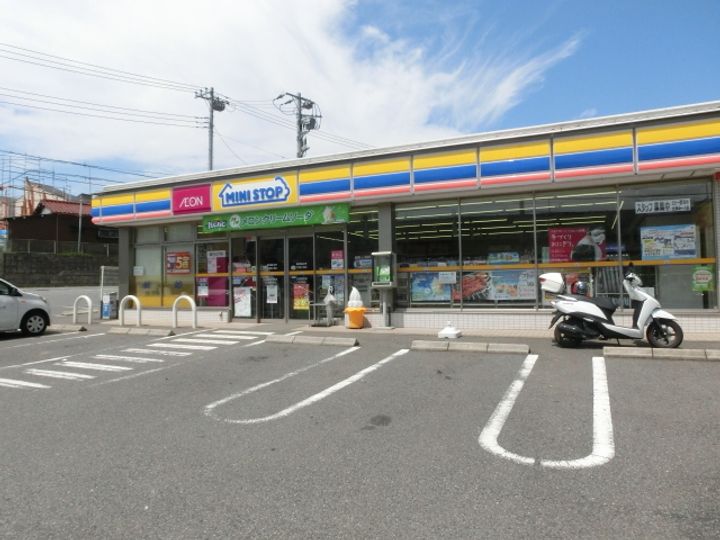 クラスターヒルの周辺