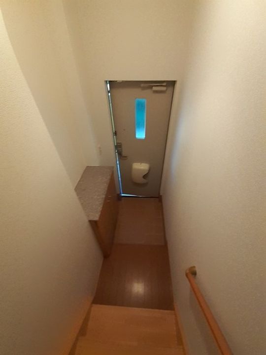 ベルパークAの玄関