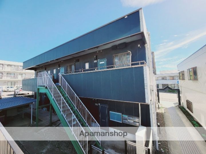 カネフクハイツ2号館203の外観