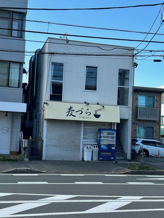 アンビションEIGHTの周辺