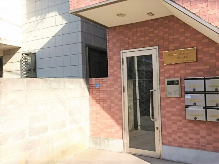 千葉県千葉市中央区道場北1丁目の賃貸マンションの居間