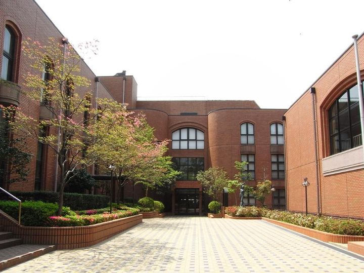 メゾン・ヒロ CDの周辺