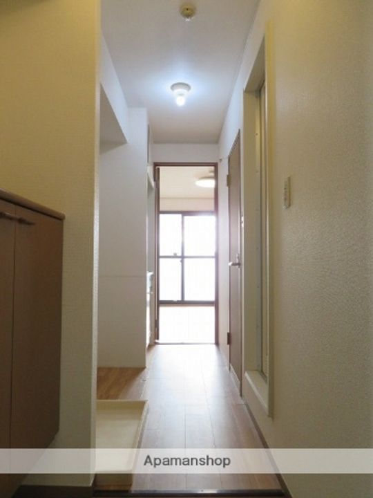 ジョイクレアA201の玄関