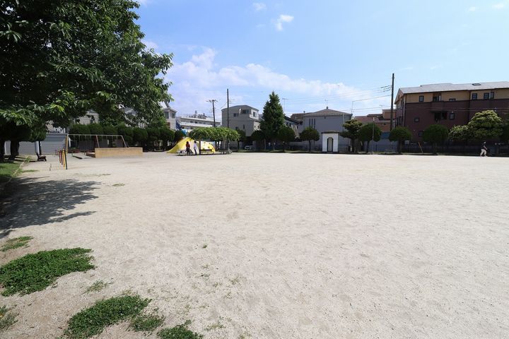 ブランシエスタ浦安の周辺