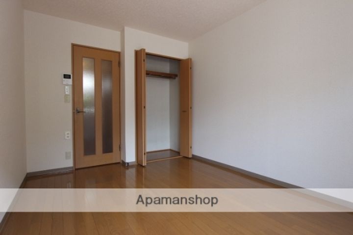 コンフォート・サワダAの居間