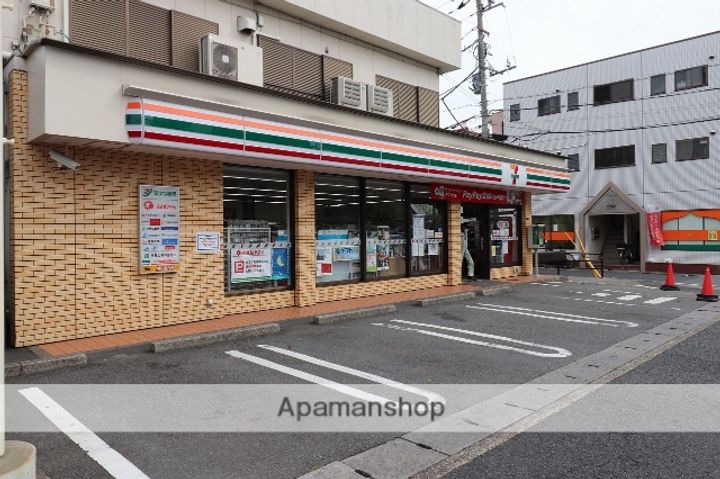 プリマヴェーラ入船の周辺