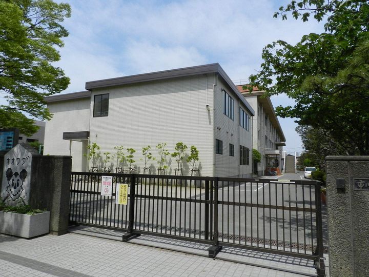 リヴェール市川C棟の周辺