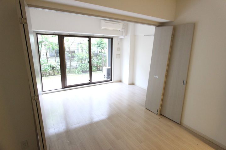 ラフレシール市川の居間