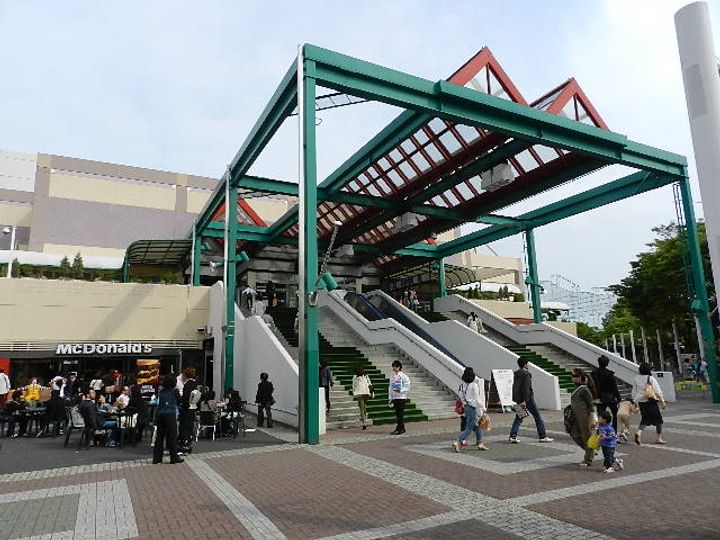 レオパレスピエナの周辺
