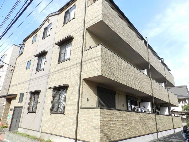 サニーハイツ102号室の外観