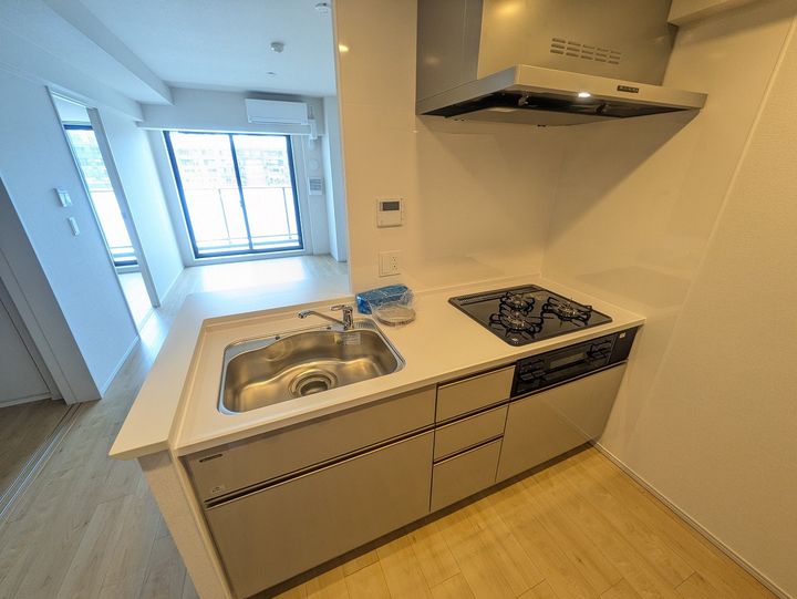 リーフシティ市川 ザ・レジデンスのキッチン