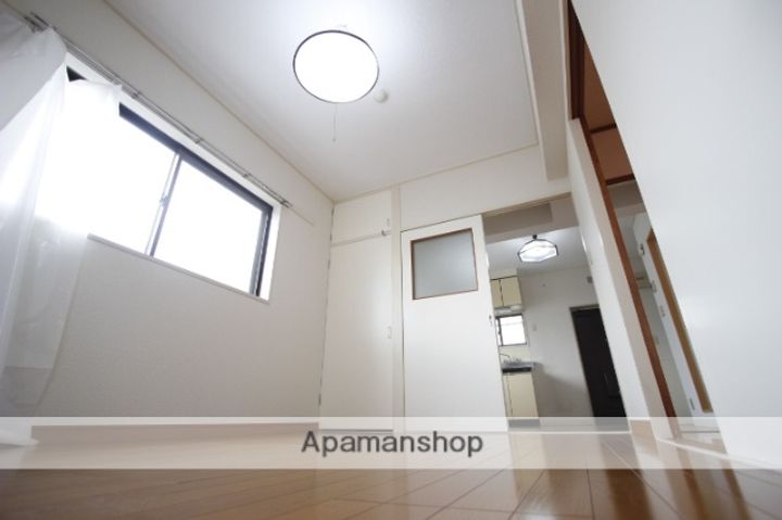 ベルフィーヌ船橋の居間