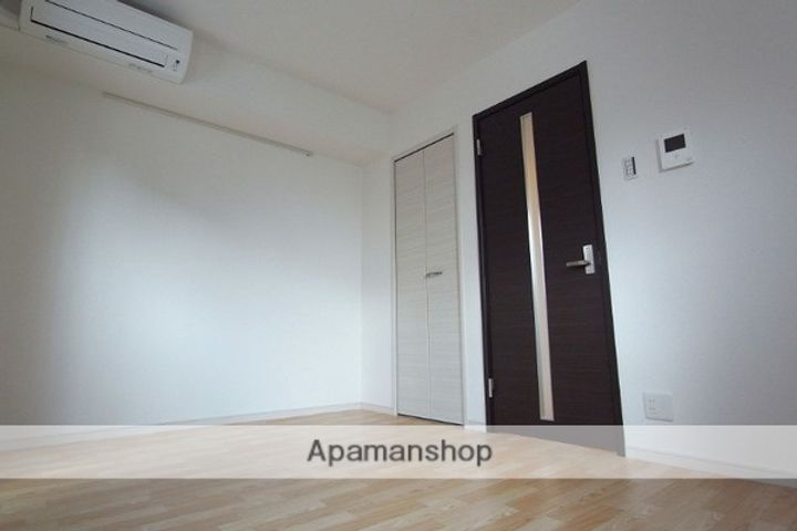 アンシャンテの居間
