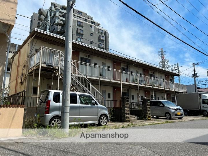 グリーンハイツの外観