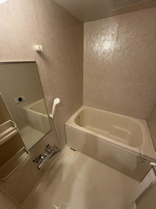 アウラ10の風呂