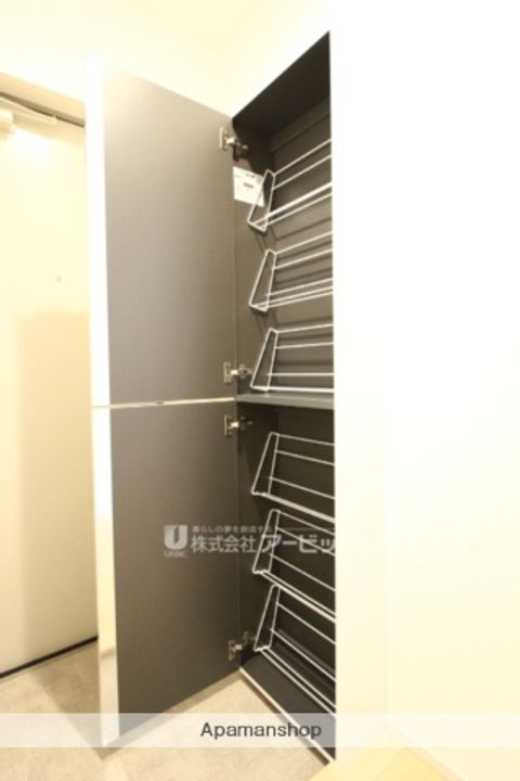 千葉県船橋市湊町1丁目の賃貸アパートの内装