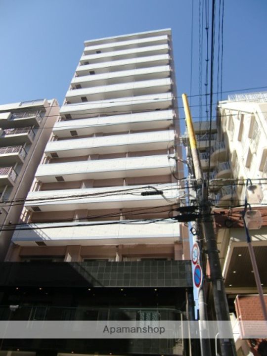 千葉県市川市南八幡4丁目の賃貸マンションの外観