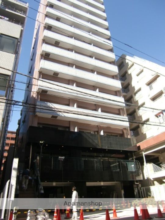 千葉県市川市南八幡4丁目の賃貸マンションの外観