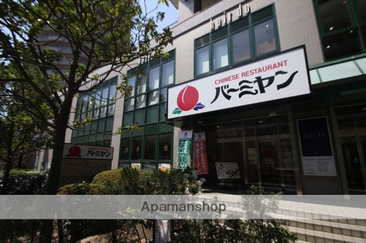 メゾン・ヴェルデ八幡102の周辺