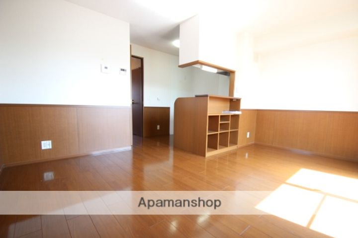 セレーノ西船202の居間